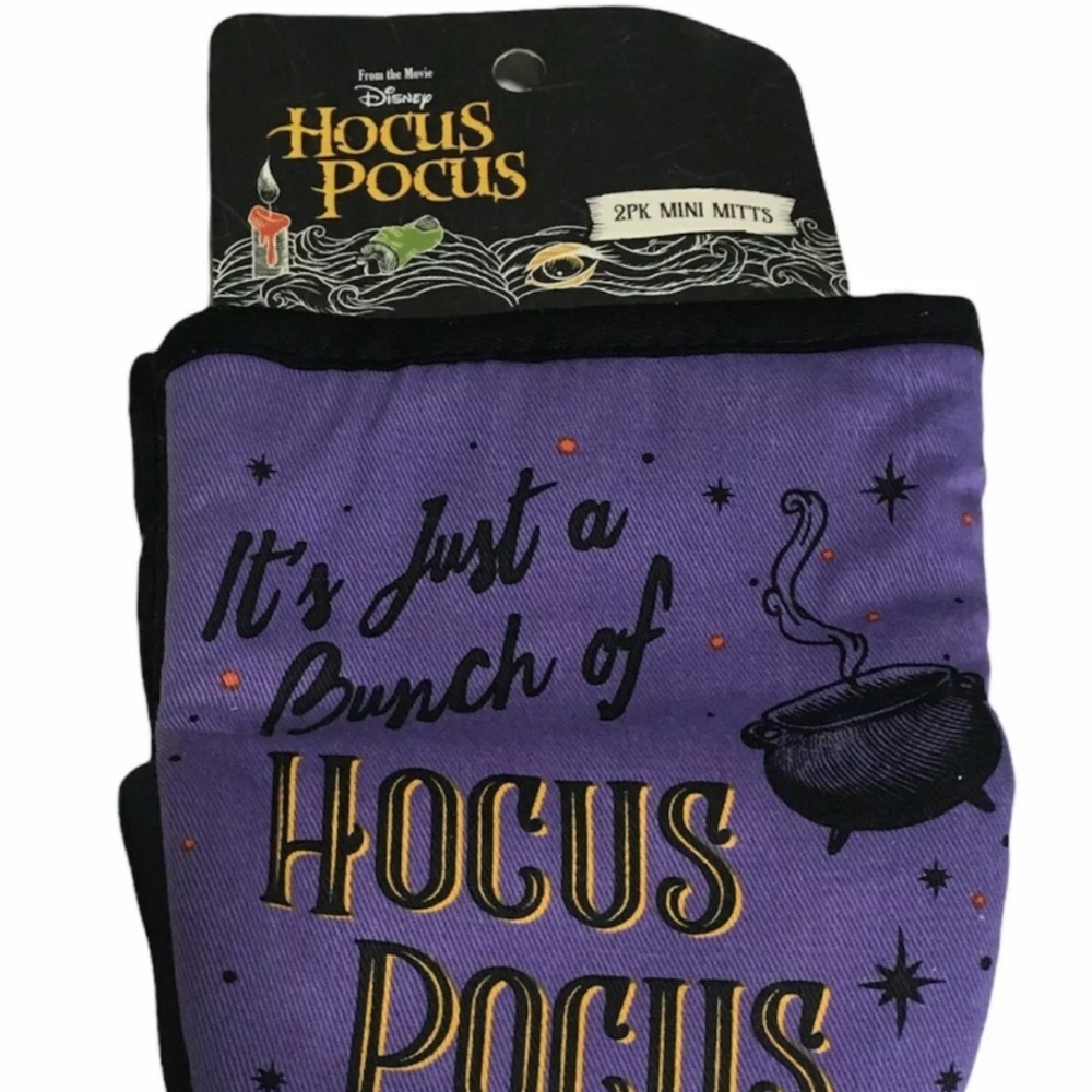 Hocus Pocus Oven Mitt Set of 2